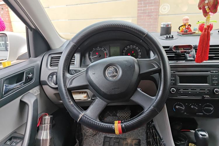 Used Skoda Rapid 2013 1.6L Automatic Smart Selection Model