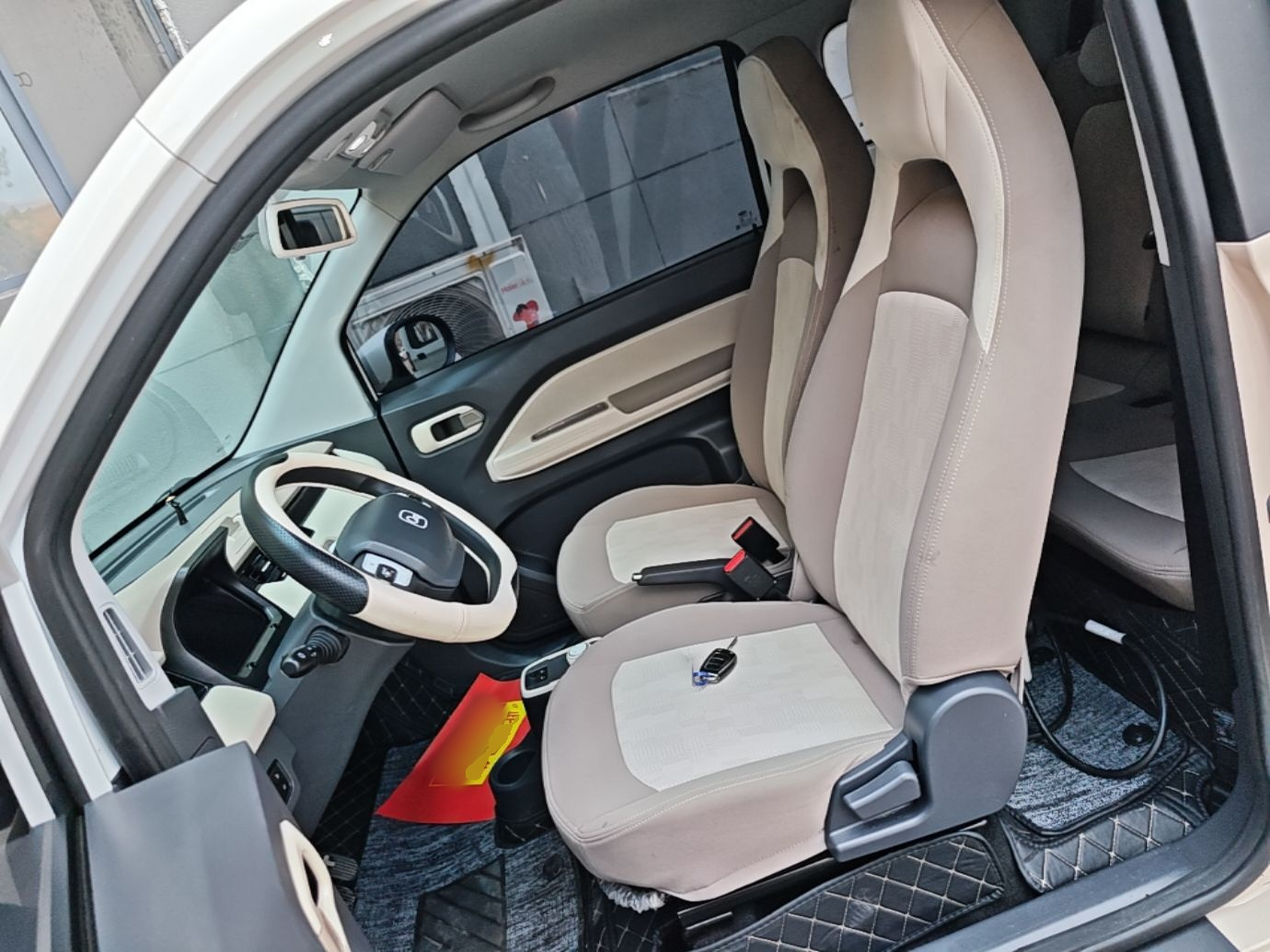 Interior delantero