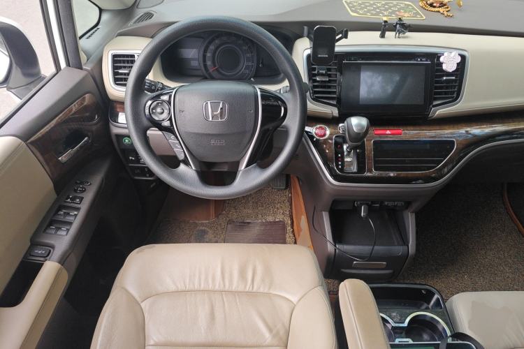 Used Honda Odyssey 2015 Revised 2.4L Luxury Edition Steering Wheel