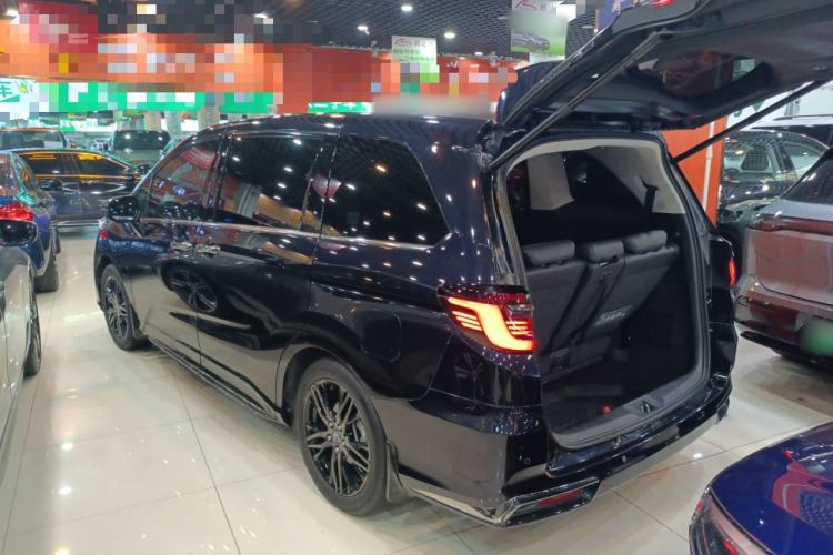 Used Honda Odyssey 2022 2.0L eHEV Sharp Supreme Edition