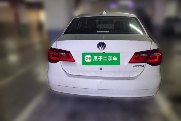 Used Volkswagen Jetta 2015 1.6L Manual Comfort Model