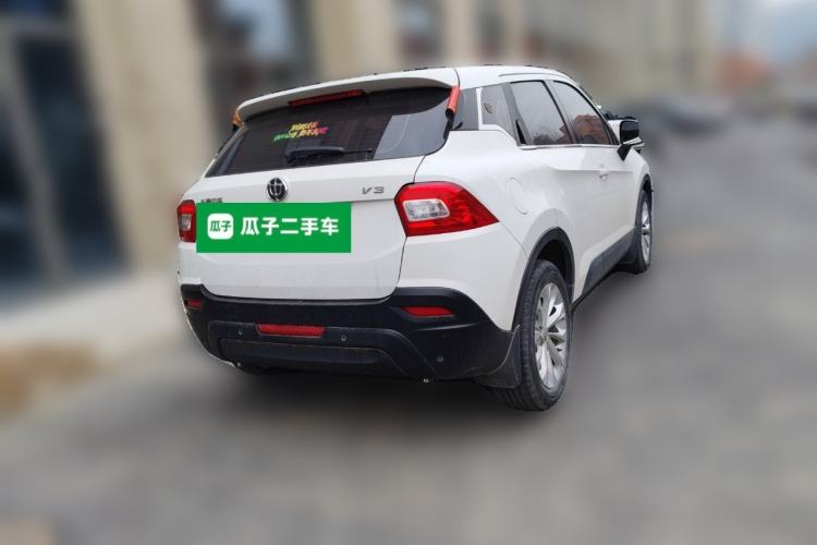 Used Brilliance V3 2015 1.5L Manual Comfort Model
