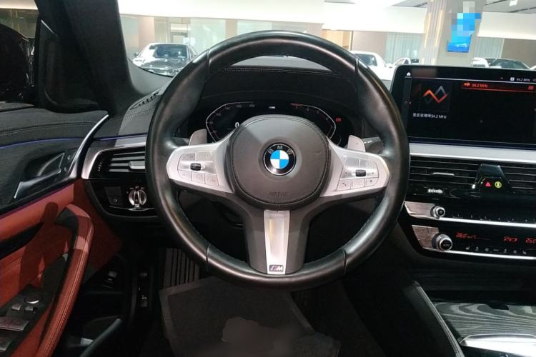Used BMW 5 Series 2022 Second Facelift 530Li Leading Edition M Sport Package Steering Wheel