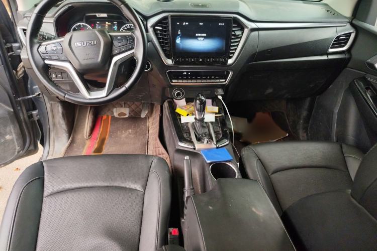 Used Isuzu D-MAX 2021 1.9T Automatic 4x4 Diesel Global Huan Dong RZ4E
