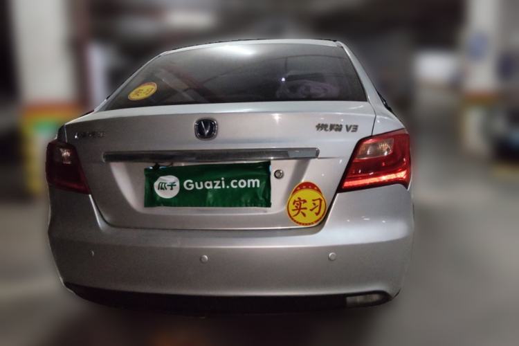 Used CHANGAN Alsvin V3 2015 1.4L Manual Warm-Hearted Model China IV Standard Rear