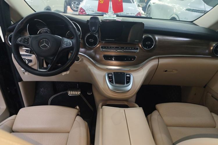 Used Mercedes-Benz V-Class 2022 V 260 L Long-wheelbase Luxury Edition
