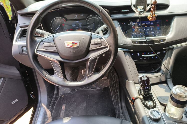 Used Cadillac XT5 2022 2.0T Four-Wheel Drive Luxury Version (Hummingbird Edition)