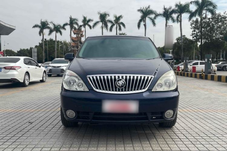 Used Buick GL8 2014 2.4L Classic Edition Exterior 9