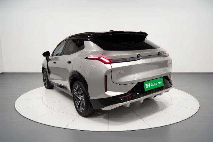 Used Lynk & Co 08 EM-P 2024 120km Long-Range Plus
