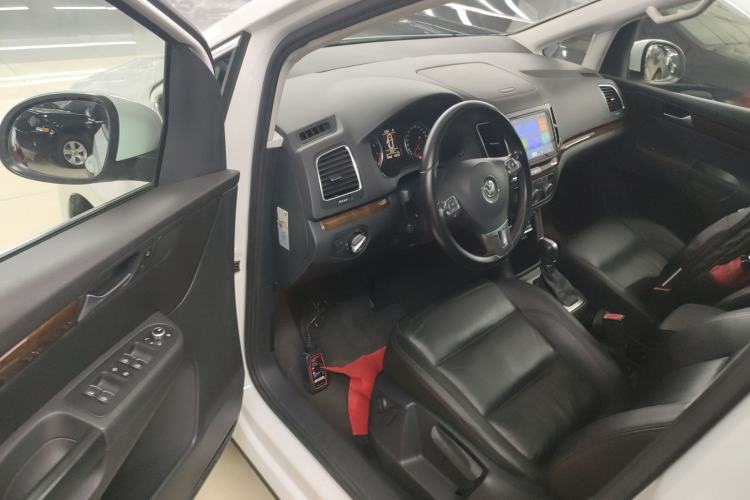 Used Volkswagen Sharan 2014 2.0 TSI Comfort Model