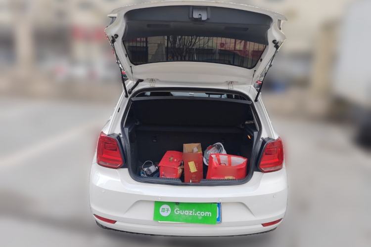 Used Volkswagen Polo 2014 1.4L Manual Fashion Edition
