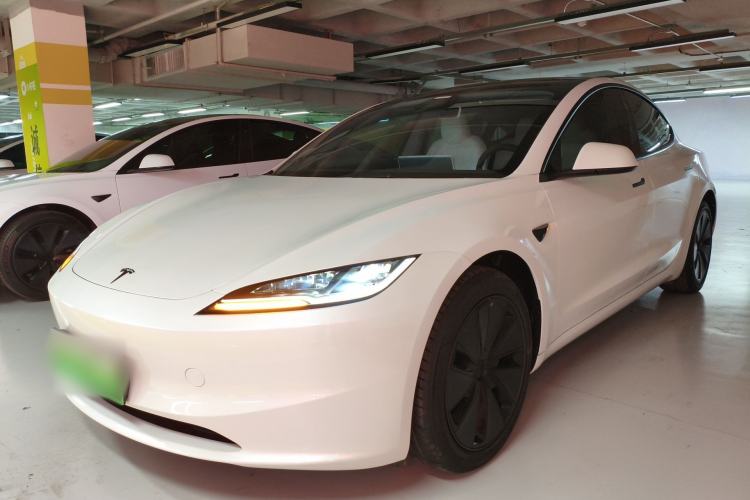 Used Tesla Model 3 2025 Rear-Wheel-Drive Version