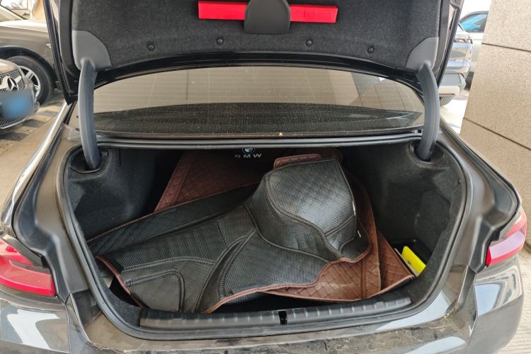 Used BMW 5 Series 2021 Facelifted 530Li Leading Edition M Sport Package Trunk