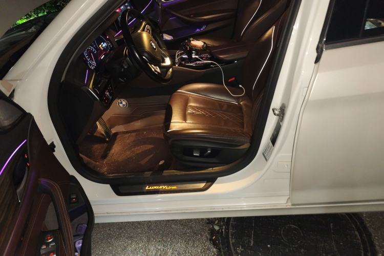 Used BMW 5 Series 2018 Facelifted 530Li Luxury Edition Premium Package
