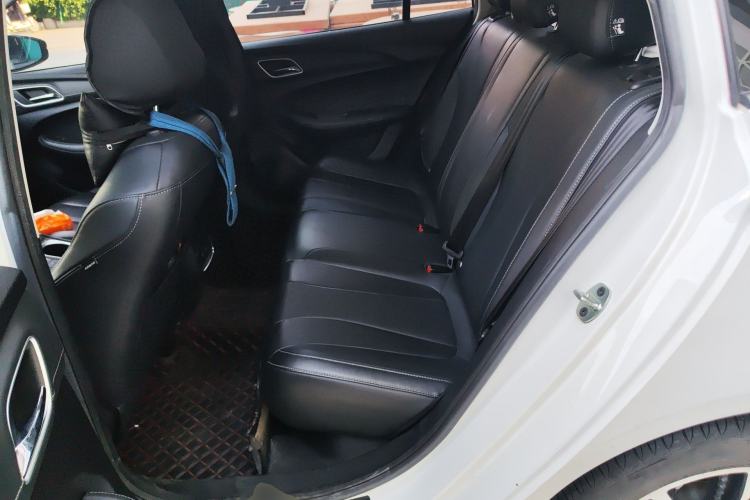 Used Roewe i5 2020 1.5L Automatic 4G Connect Luxury Flagship Edition Left Rear Seat