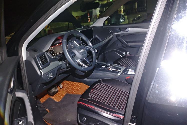 Used Audi Q5L 2020 Updated 40 TFSI Prestige Fashion Edition Left Front Seat