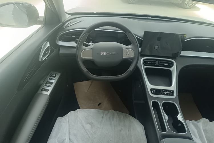 Used Geely Galaxy Geome 2026 Model 310km Youth Edition
