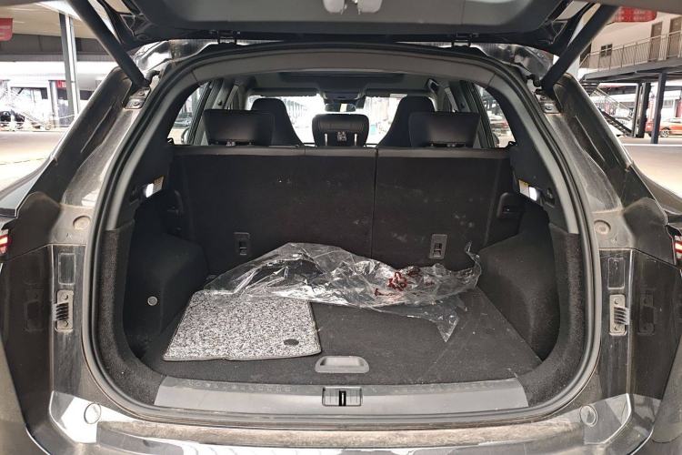 Used JETOUR Shanhai L6 2024 1.5TD DHT ULTRA