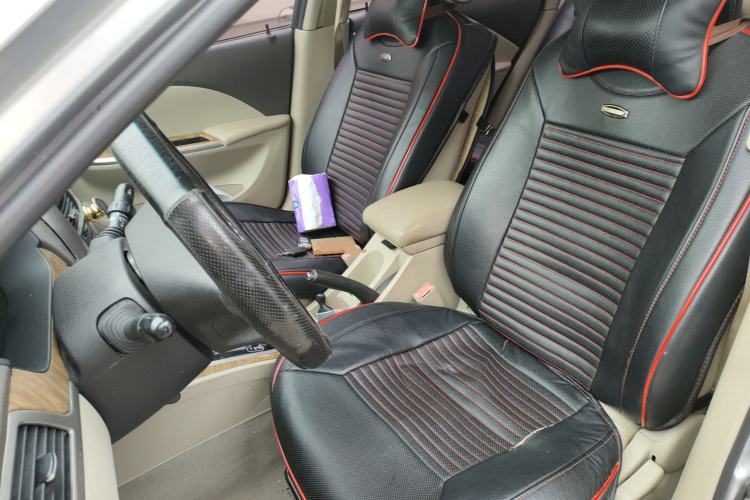 Used Buick Excelle 2015 1.5L Automatic Classic Model
