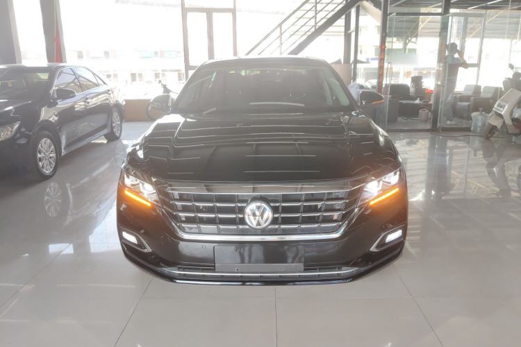 Used Volkswagen Passat 2019 330TSI Luxury Edition China VI Standard