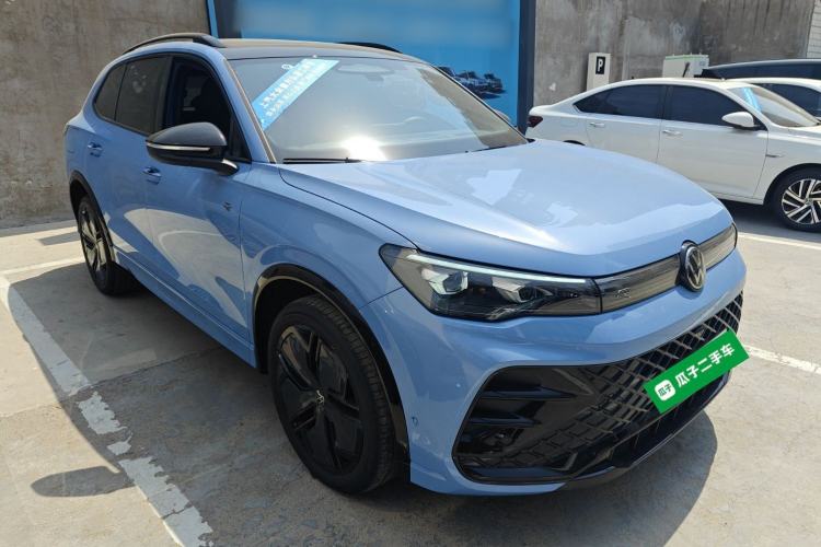 Used Volkswagen Tiguan L 2024 PRO 380TSI Four-Wheel Drive R-Line Prestige Edition Front Right 45 Deg