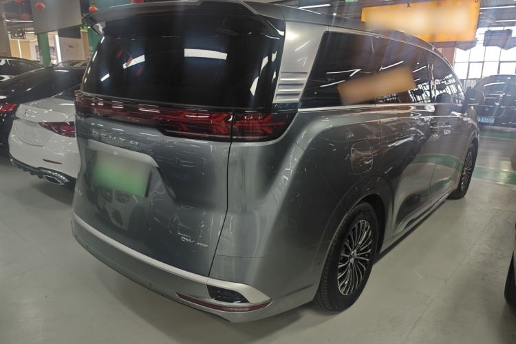 Used Denza D9 2022 DM-i 970 Four-Wheel Drive Flagship Model
