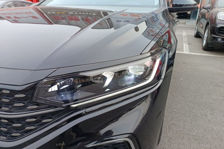 Used Volkswagen Passat 2024 380TSI Starry Dragon Edition