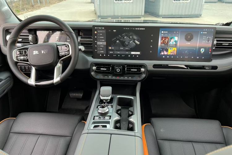 Used BAIC Off-Road BJ40 Electric Drive 2025 Standard Edition Interior 3