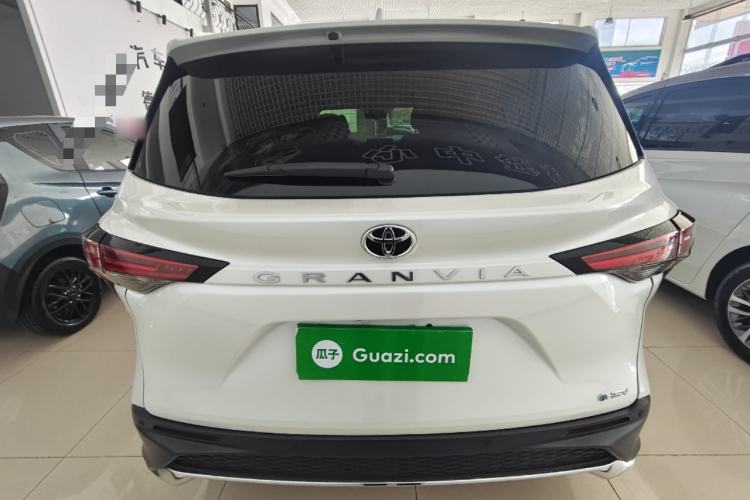 Used Toyota Granvia 2024 2.5L Hybrid Comfort Edition