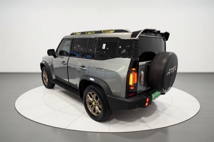 Used JETOUR Traveler 2023 2.0T All-Wheel Drive Conquer PRO