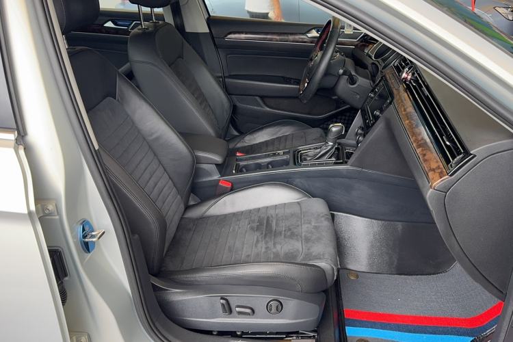 Used Volkswagen Magotan 2018 330TSI DSG Luxury Model