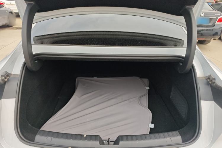 Used Geely Galaxy E8 2025 700 km Long-Range Intelligent Driving Version Trunk