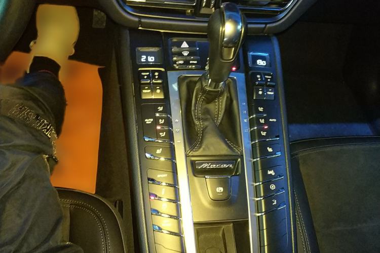 Used Porsche Macan 2018 Macan 2.0T