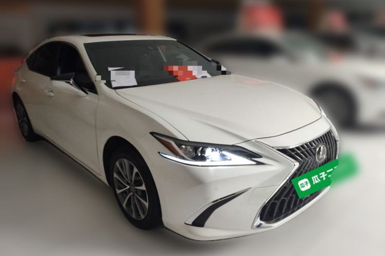 Used Lexus ES 2023 200 Excellence Edition