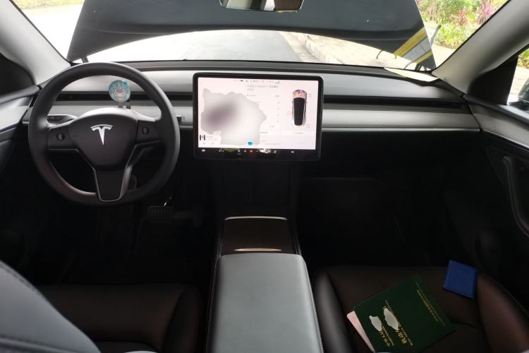 Used Tesla Model Y 2024 Rear-Wheel-Drive Version
