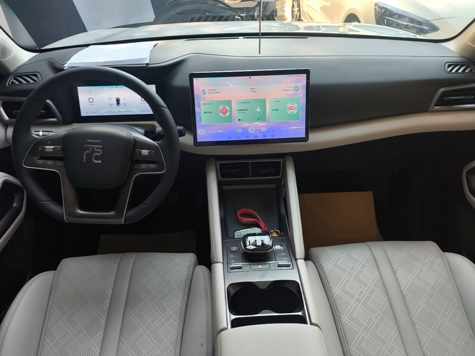 BYD Yuan UP 2024 401KM Beyond Edition — снимка 12