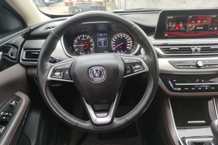 Used Changan Raeton CC 2018 1.5T Manual Luxury Model China V Standard
