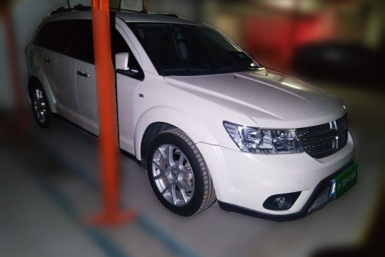 Used Dodge Journey 2013 2.4L Two-Wheel Drive Luxury Version