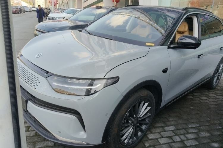 Used Leapmotor C11 2024 Range-Extended 300 Luxury Edition