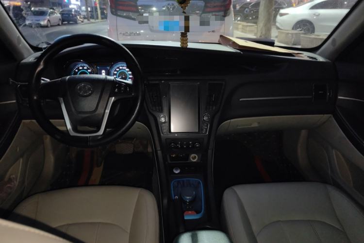 Used BAIC New Energy EU 2016 EU260 Enjoy Edition Center Console