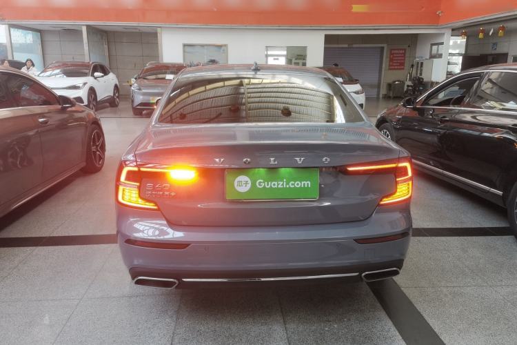 Used Volvo S60 2022 B4 Zhiyi Luxury Edition