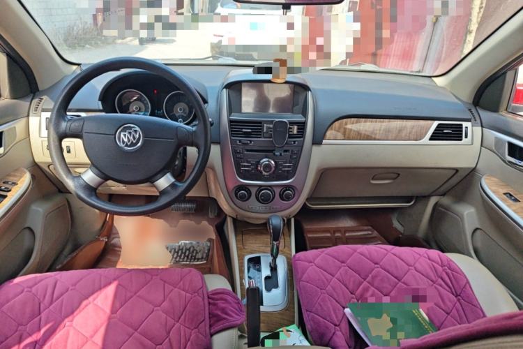 Used Buick Excelle 2015 1.5L Automatic Classic Model
