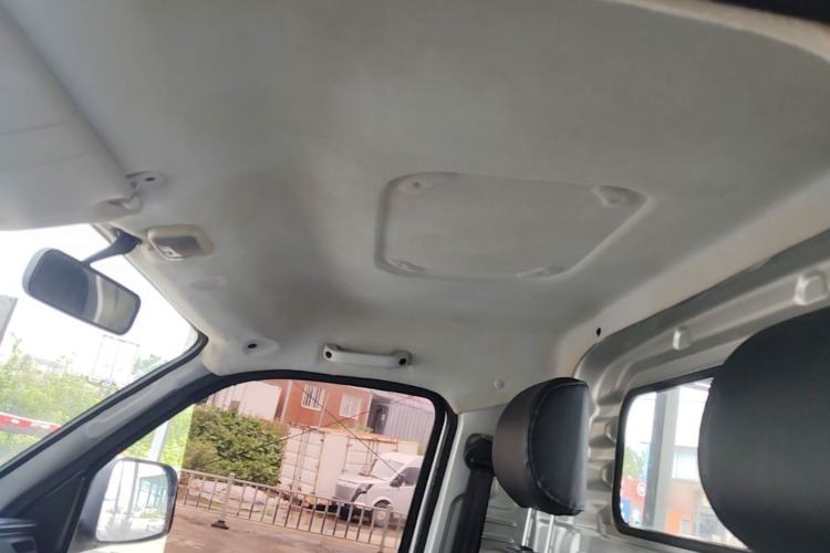 Used Foton Xiangling V New Energy 2023 V1 3170-wheelbase flatbed