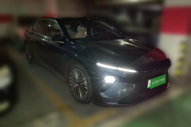 Used Nio ET7 2022 100kWh First Edition Front Right 45 Deg
