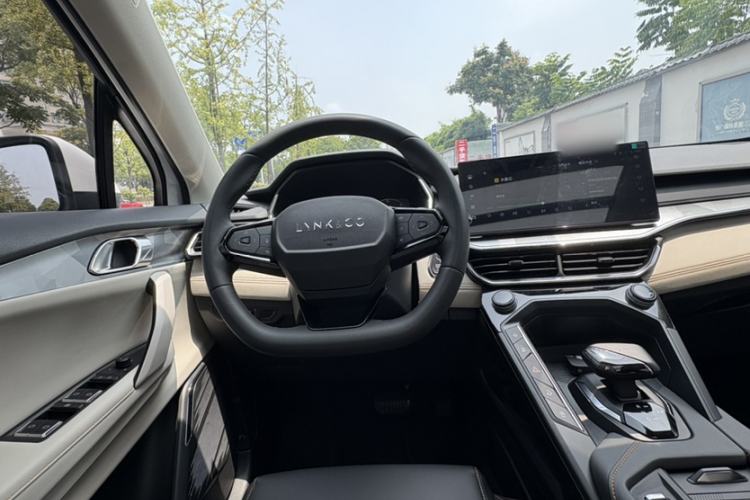 Used Lynk & Co 06 EM-P 2023 1.5T Remix PHEV Pro