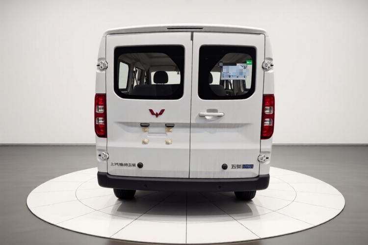 Used Wuling Yangguang 2025 Model 400km Bus Edition—Comfort Edition