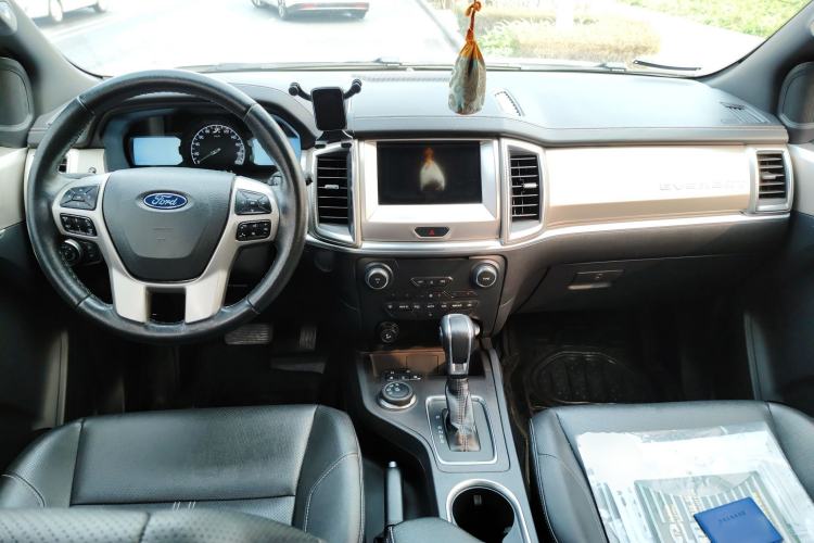 Used Ford Everest 2020 2.3T Gasoline Automatic 4x4 Luxury Edition 7 Seats