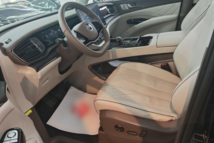 Used Denza D9 2022 DM-i 970 Four-Wheel Drive Flagship Model