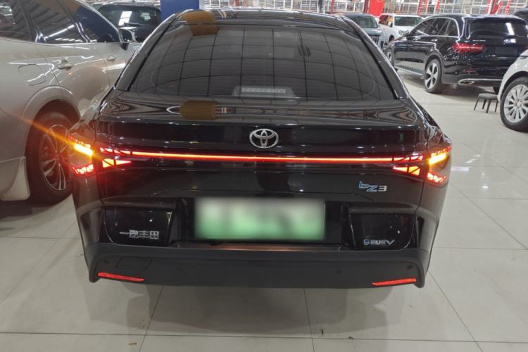 Used Toyota bZ3 2023 517 km Elite PRO Rear