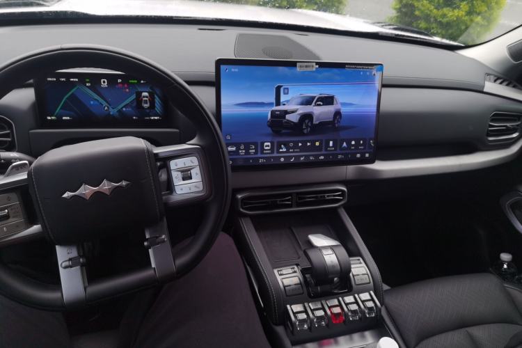 Used Formula Leopard Titanium 3 2025 501KM All-Wheel Drive Intelligent Driving Ultra Version